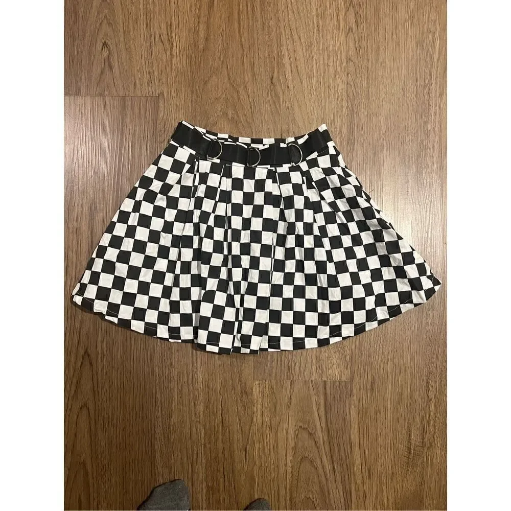 Chess Play Pastel Goth Black & White Plaid Pleated Mini Skirt size S - Picture 3 of 5